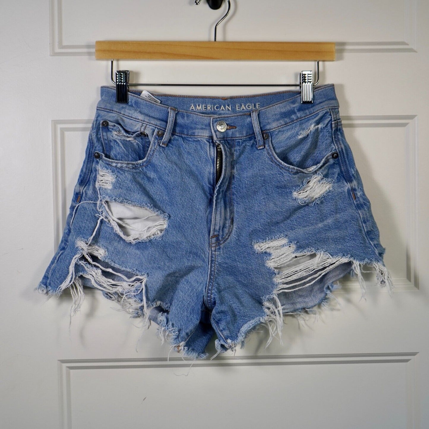 AMERICAN EAGLE Women’s Strigid Denim Curvy Highest Waist '90s Boyfriend SHORT 6