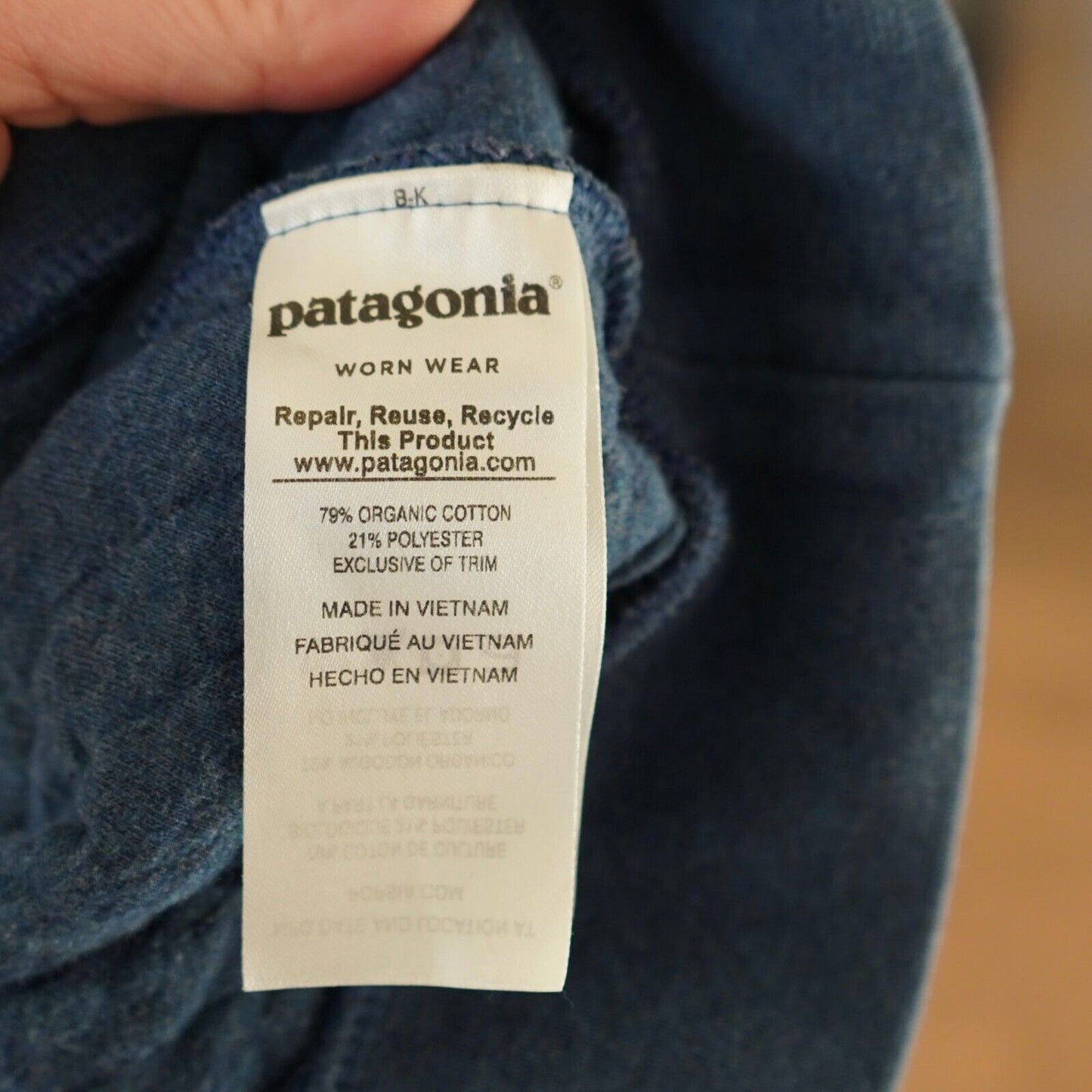 PATAGONIA WOMEN’S ORGANIC COTTON QUILT SNAP-T PULLOVER SIZE MEDIUM BLUE 25282