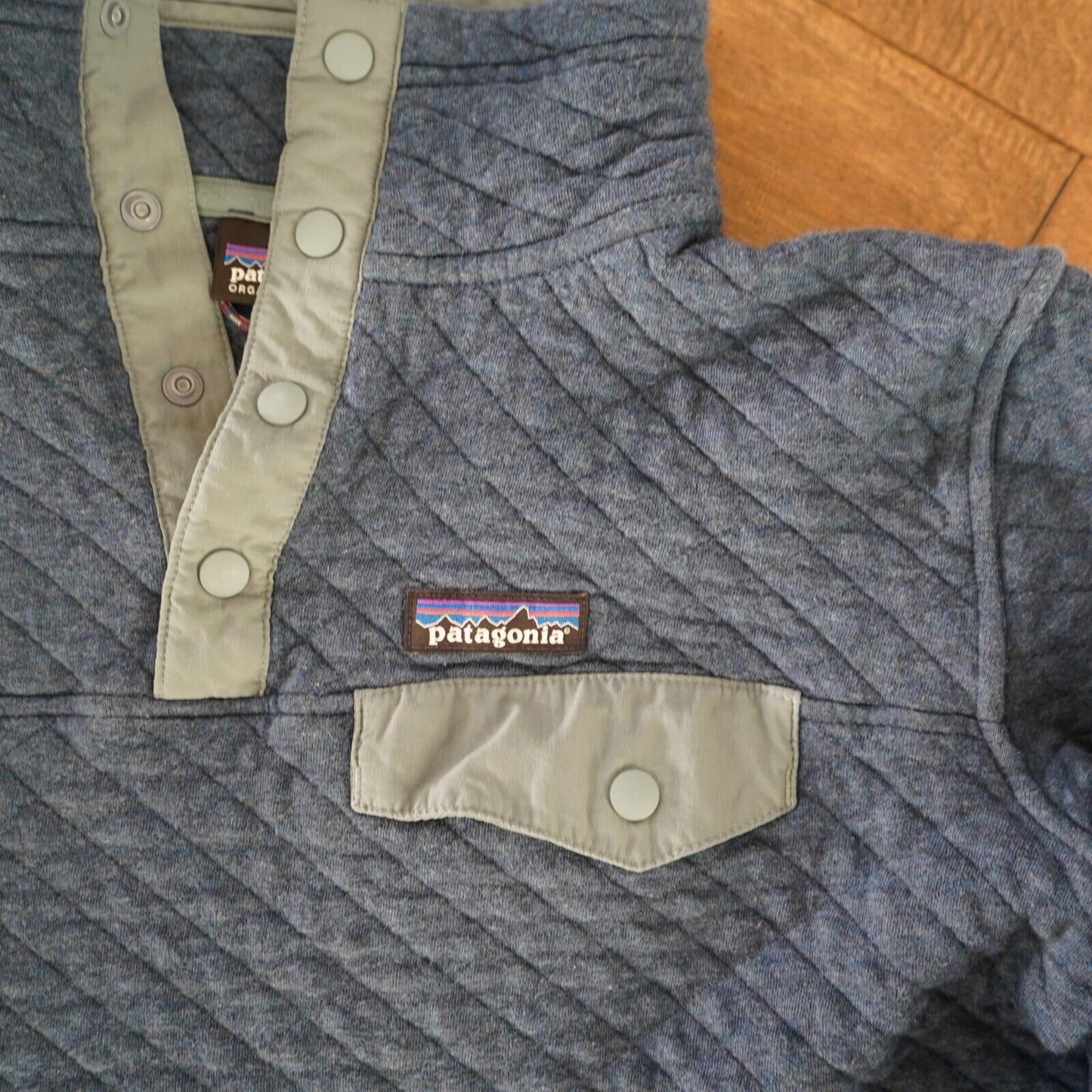 PATAGONIA WOMEN’S ORGANIC COTTON QUILT SNAP-T PULLOVER SIZE MEDIUM BLUE 25282