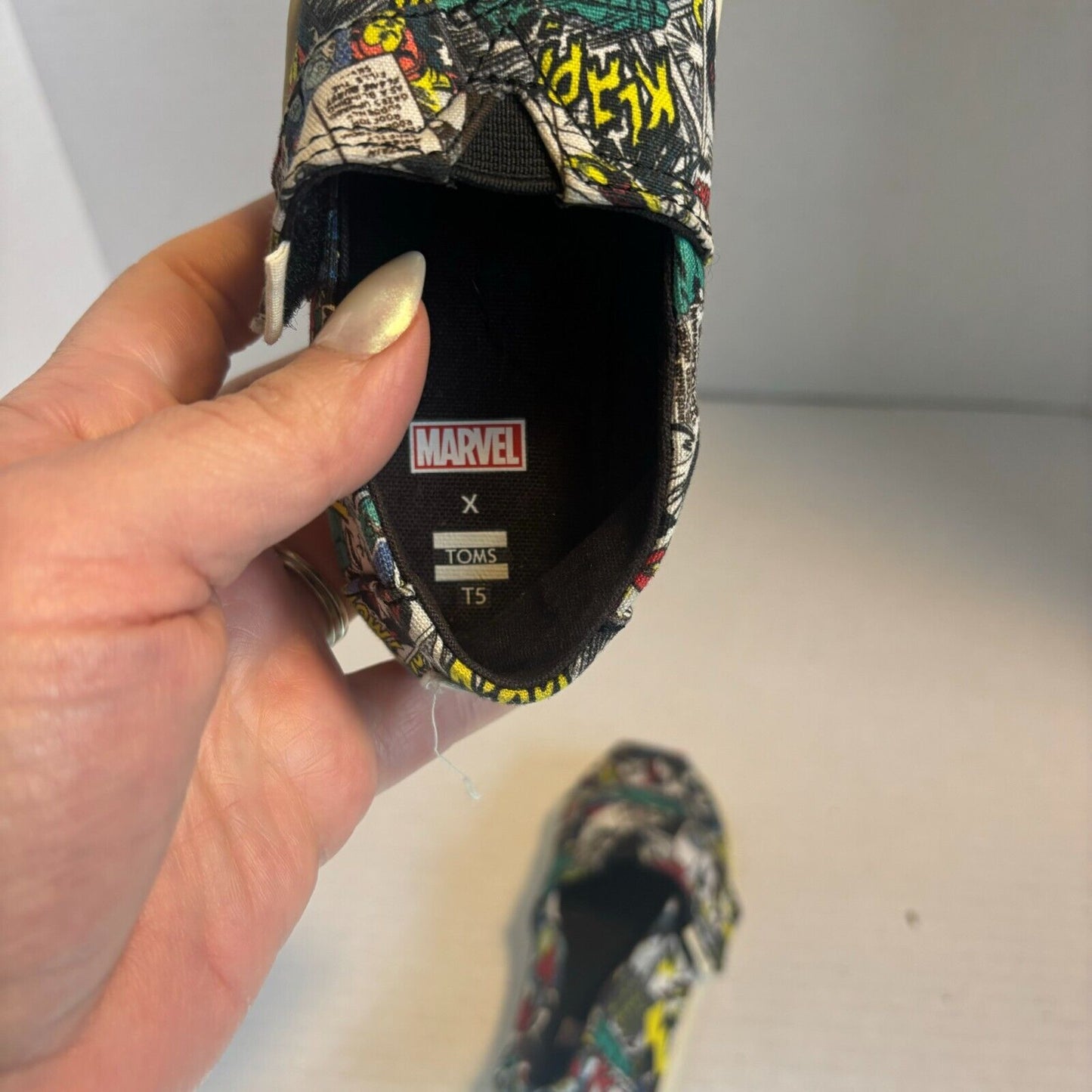 Tom’s Toddler Sz 5 Alpargata Espadrille Marvel Comic Pop Print Avengers Shoes