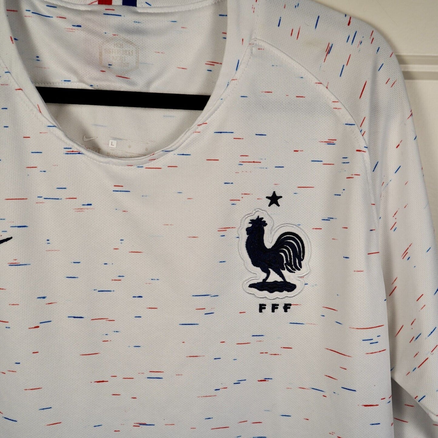 Nike France 2018 Away Jersey Men’s Size Large