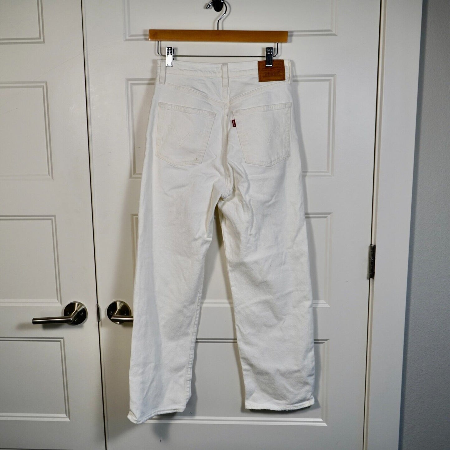 Levi’s Premium Ribcage High-Rise Straight Ankle Natural White Jeans Size 28