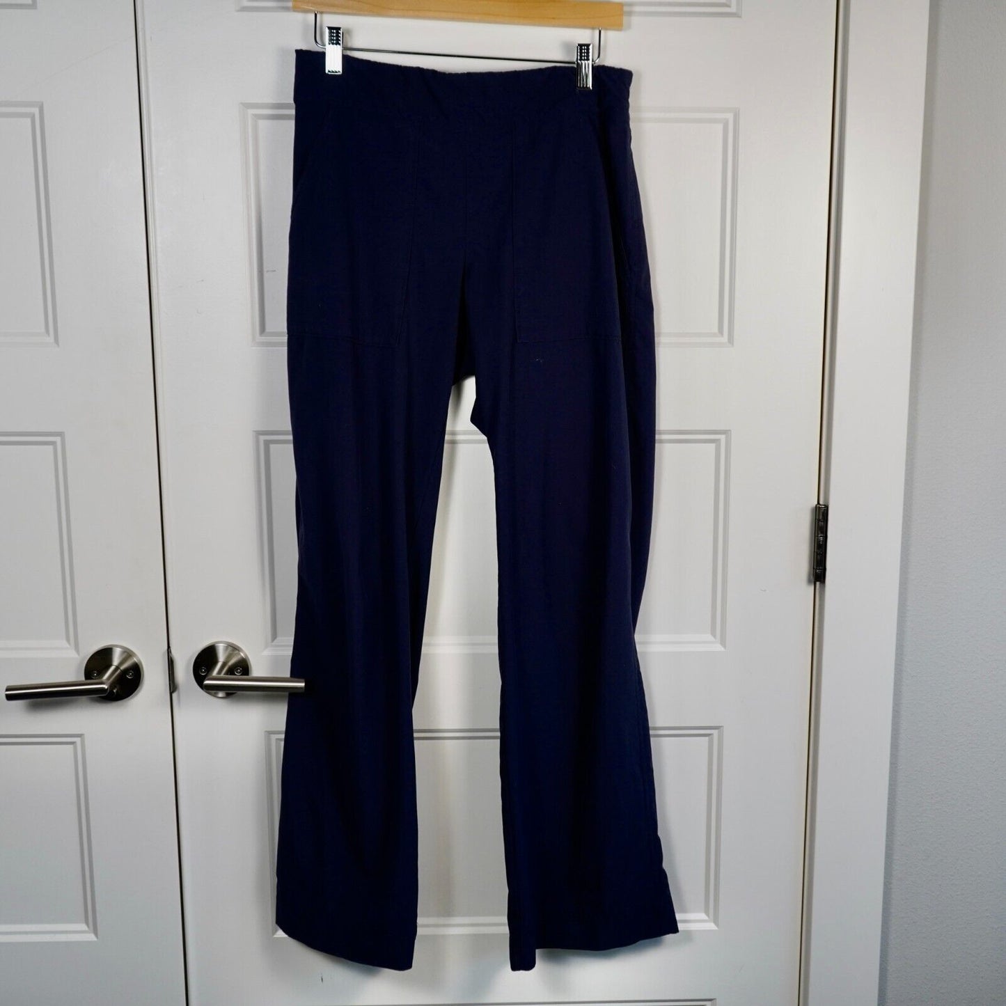 Athleta Chelsea Wide Leg Pant Size 6 Navy Blue Pull On Flowy Lightweight Pocket